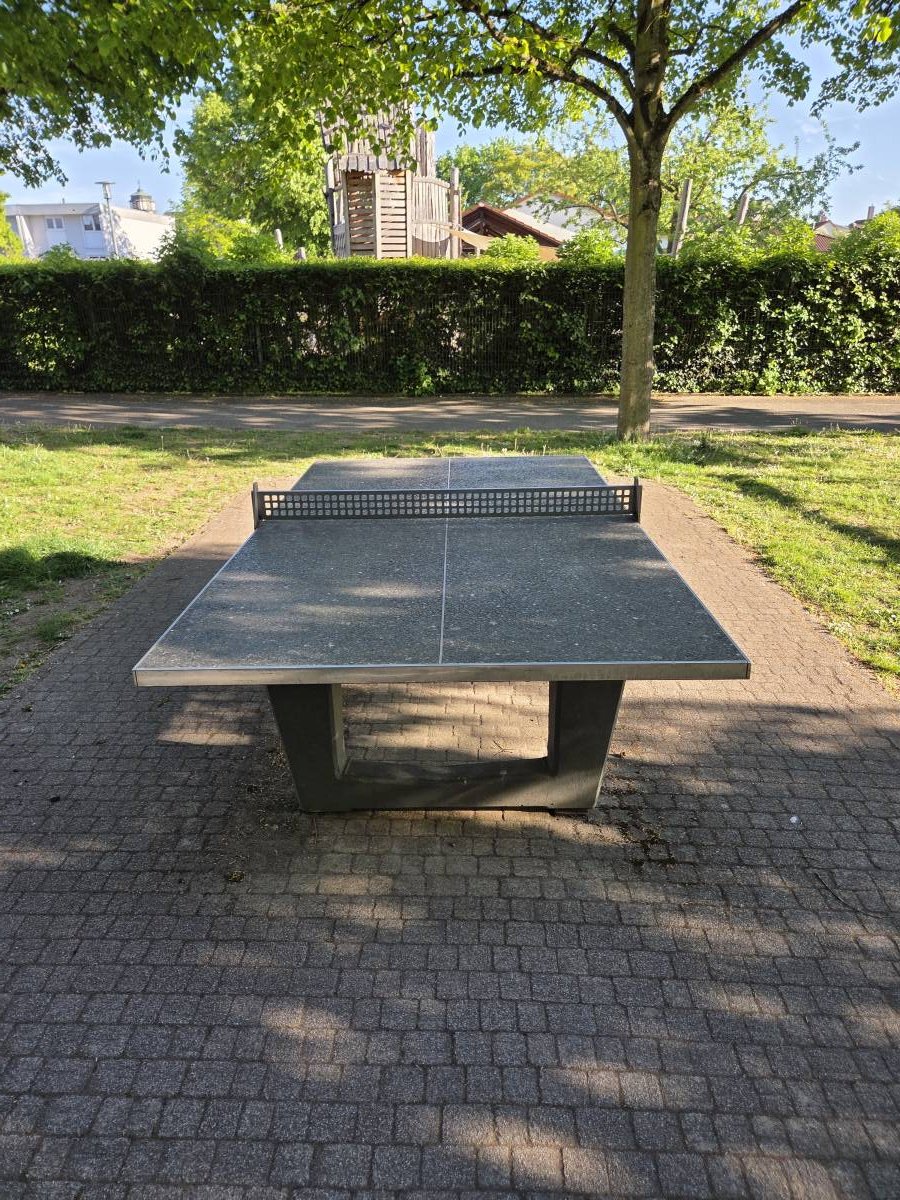 Tischtennis bei Karlsbader Straße