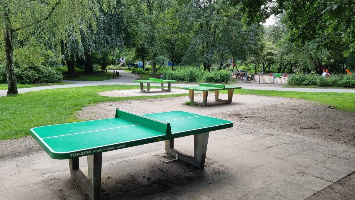 Tischtennis bei Evastraße 6