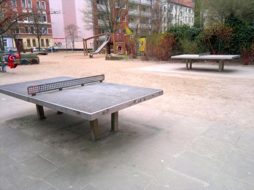 Tischtennis bei Albertstraße 16