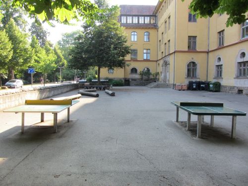 Tischtennis bei Uhlandstraße 28
