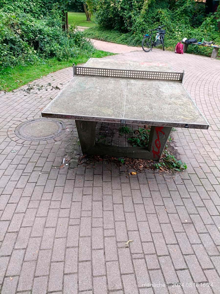 Tischtennis bei Adolph-Schönfelder-Straße
