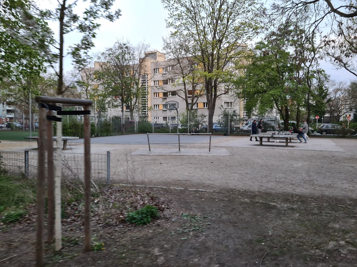 Tischtennis bei Seydlitzstraße 15-16