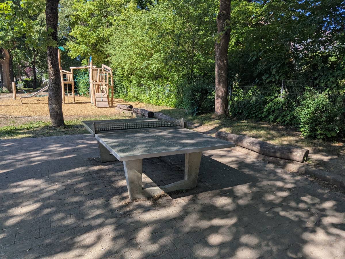 Tischtennis bei Luitpoldstraße