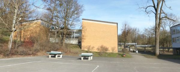 Tischtennis bei Wolf-Hirth-Straße 22