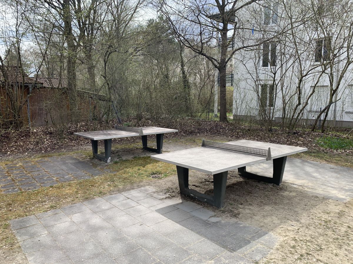 Tischtennis bei Ammerseestraße 28