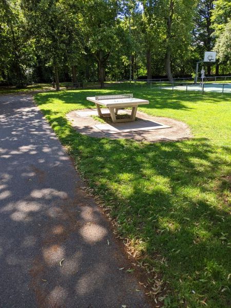 Tischtennis bei Erich-Zeitler-Straße