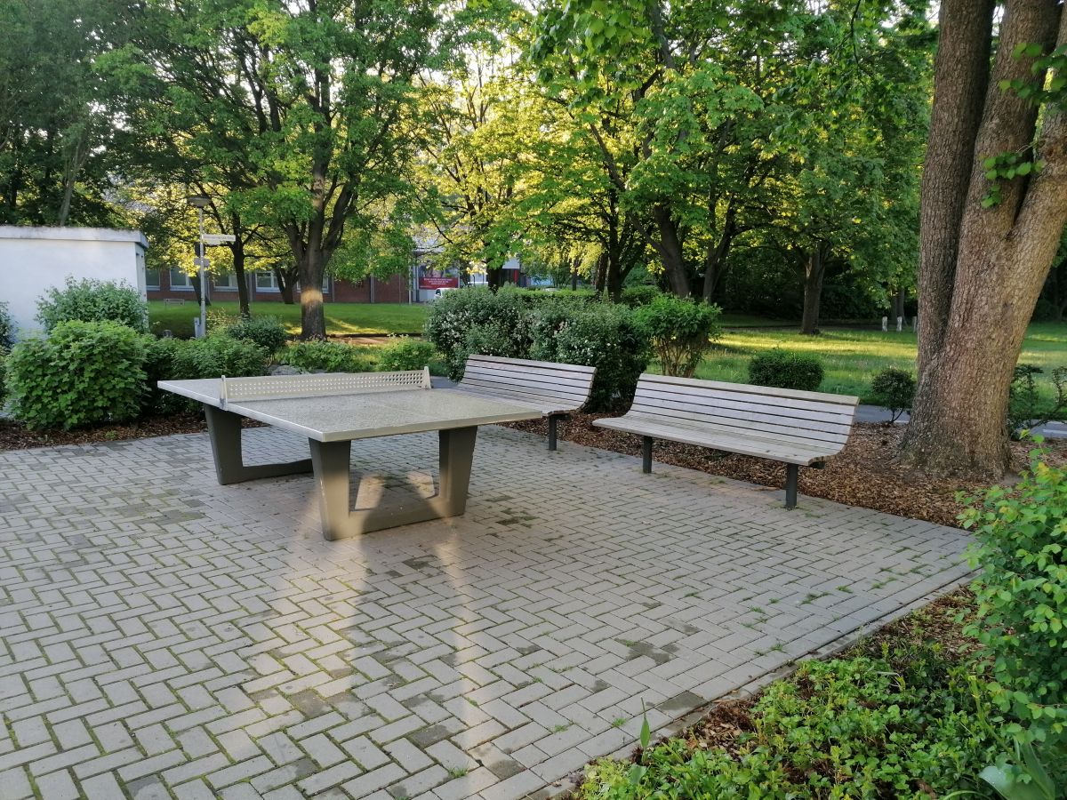Tischtennis bei Ernst-von-Harnack-Stieg