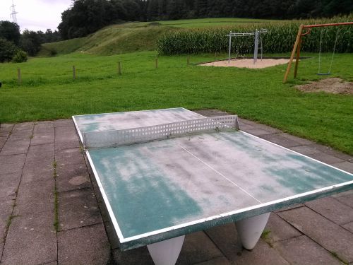 Tischtennis bei Kreuzangerstraße 12A