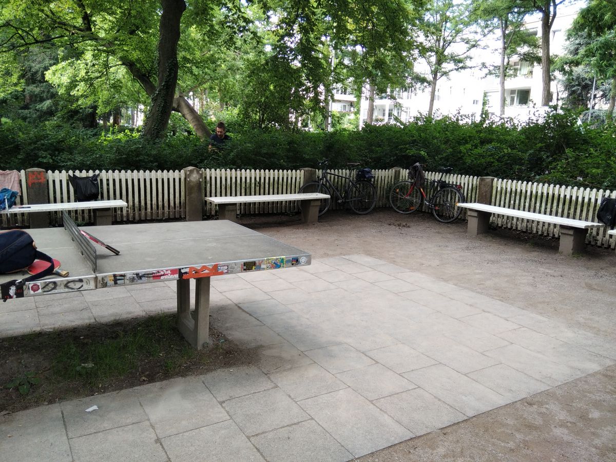 Tischtennis bei Volksgartenstraße