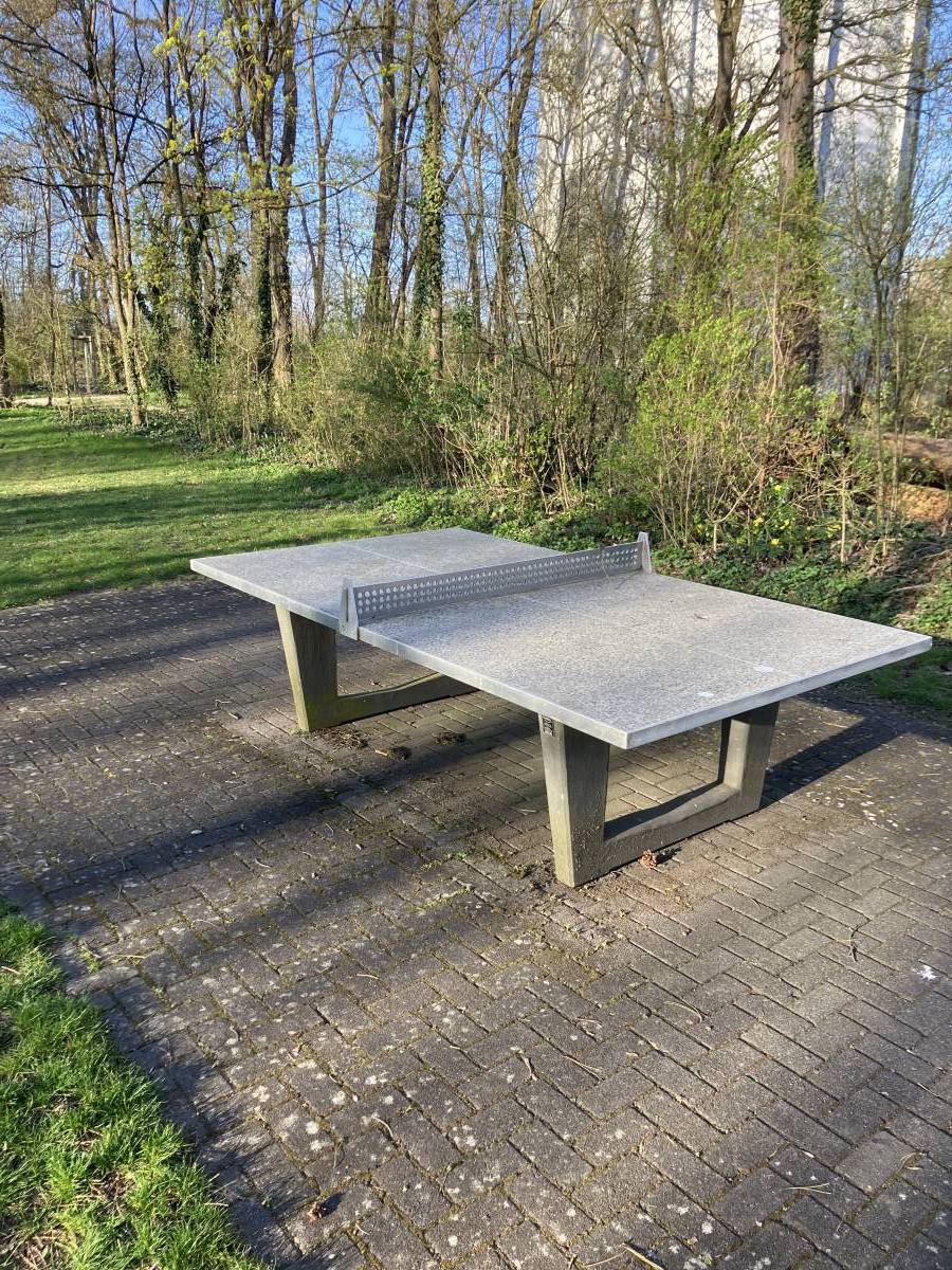 Tischtennis bei Sanderheinrichsleitenweg