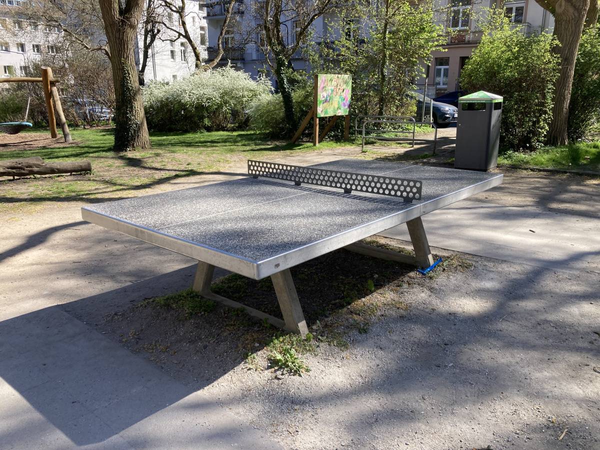 Tischtennis bei Nußbaumplatz