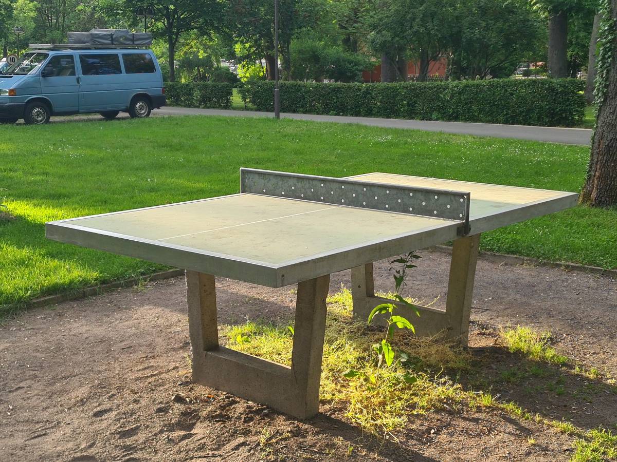 Tischtennis bei Gustav-Esche-Straße