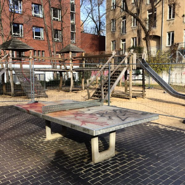 Tischtennis bei Höchste Straße 17