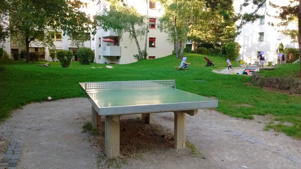 Tischtennis bei Guardinistraße 116