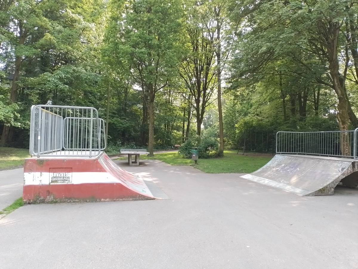 Tischtennis bei Worringstraße