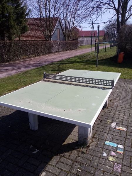 Tischtennis bei Sportplatz